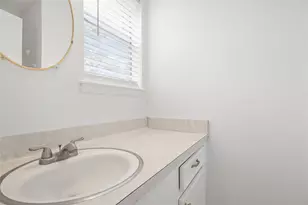 111 Montrose Cir, Conroe, TX 77301 - Photo 20