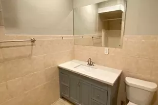 4727 Walker St, Houston, TX 77023 - Photo 14