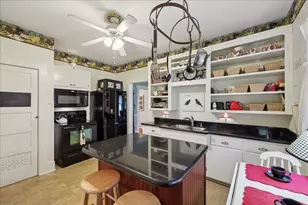 606 W Cherry Ave, Orange, TX 77630 - Photo 14
