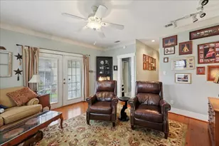 606 W Cherry Ave, Orange, TX 77630 - Photo 24