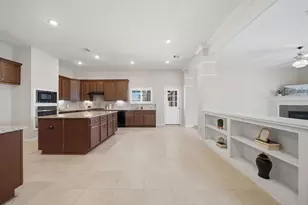 3615 E Cape Rd, Dickinson, TX 77539 - Photo 10