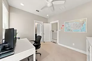 1134 W 17th St, Houston, TX 77008 - Photo 16