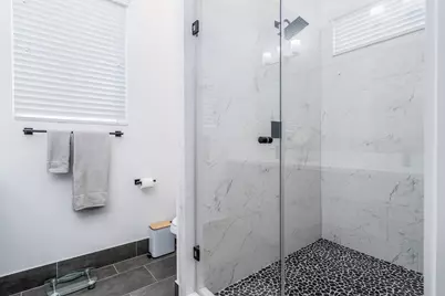 8324 Springwood Canyon Lane, Houston, TX 77055 - Photo 16