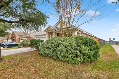 2114 Thorn Berry Creek Lane, Katy, TX 77449 - Photo 6