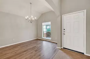 2114 Thorn Berry Creek Ln, Katy, TX 77449 - Photo 8