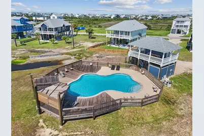 22807 Cuadro Street, Galveston, TX 77554 - Photo 4