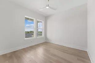 22807 Cuadro St, Galveston, TX 77554 - Photo 20