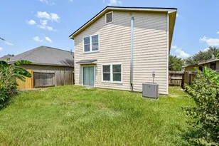 815 Darbydale Crossing Ln, Houston, TX 77090 - Photo 2