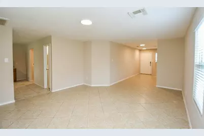 815 Darbydale Crossing Lane, Houston, TX 77090 - Photo 6
