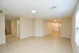 815 Darbydale Crossing Ln, Houston, TX 77090 - Photo 6
