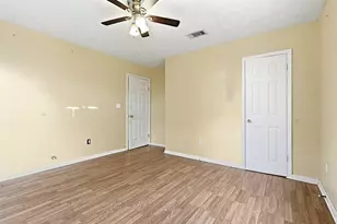 8169 Garland St, Houston, TX 77017 - Photo 12