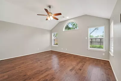 2203 Lakewind Lane, League City, TX 77573 - Photo 18