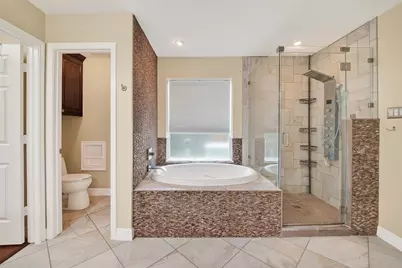 2203 Lakewind Lane, League City, TX 77573 - Photo 20