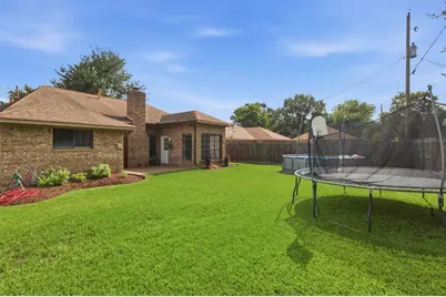712 Manor Drive, Angleton, TX 77515 - Photo 24