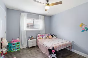 712 Manor Dr, Angleton, TX 77515 - Photo 18