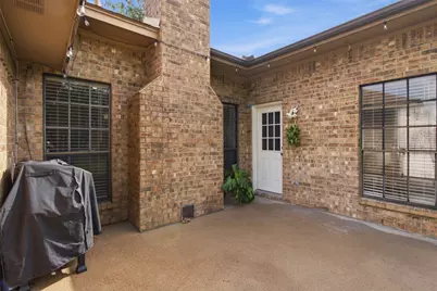 712 Manor Drive, Angleton, TX 77515 - Photo 22