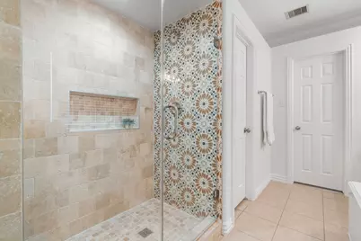 55 W Matisse Meadow Court, The Woodlands, TX 77382 - Photo 20