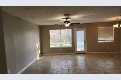 9908 Thrush Street, La Porte, TX 77571 - Photo 8