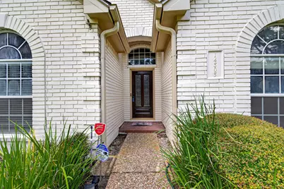 14303 Reissen Lane, Houston, TX 77069 - Photo 2