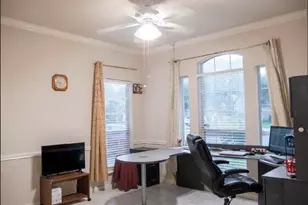 14503 Heagans Ct, Sugar Land, TX 77498 - Photo 6