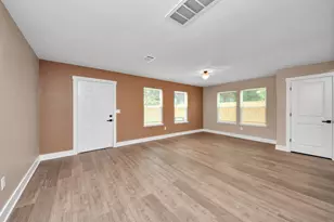 2430 Dolly Wright St, Houston, TX 77088 - Photo 22