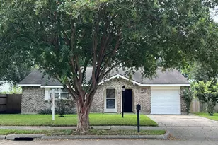 13419 Greenway Dr, Sugar Land, TX 77498 - Photo 22