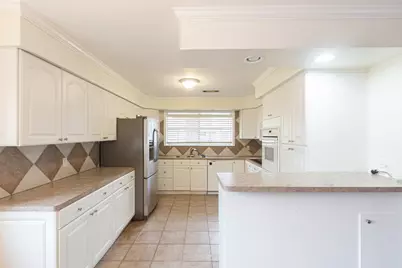 2007 S Rayburn Court, Pasadena, TX 77502 - Photo 4