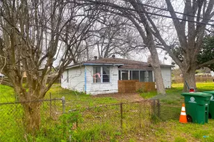 7525 Charlie St, Houston, TX 77088 - Photo 2