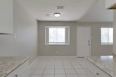 3446 Edgecreek Drive, Houston, TX 77066 - Photo 4