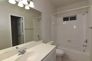 6807 Turtlewood Dr, Houston, TX 77072 - Photo 14