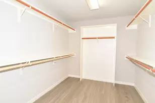 6807 Turtlewood Dr, Houston, TX 77072 - Photo 16