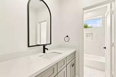 4217 Hare Street #B, Houston, TX 77020 - Photo 20