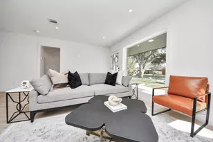 2318 Hialeah Dr, Houston, TX 77018 - Photo 12