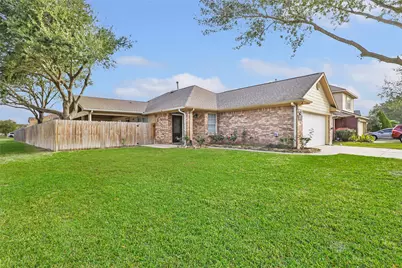 12407 Clara Hills Lane, Houston, TX 77044 - Photo 1