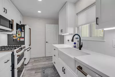1223 Saxony Lane, Houston, TX 77058 - Photo 12