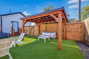 5301 Avenue M, Galveston, TX 77551 - Photo 18