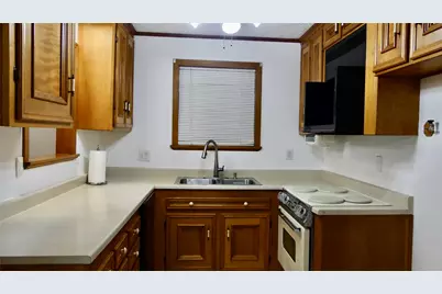 801 19th Avenue N, Texas City, TX 77590 - Photo 12