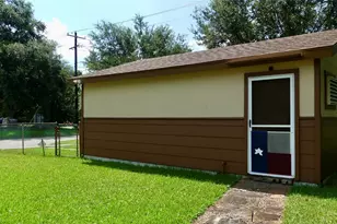 801 19th Ave N, Texas City, TX 77590 - Photo 26