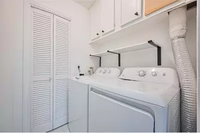 10174 Beekman Place Drive, Houston, TX 77043 - Photo 12