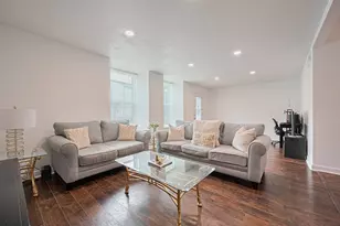 10174 Beekman Pl Dr, Houston, TX 77043 - Photo 6