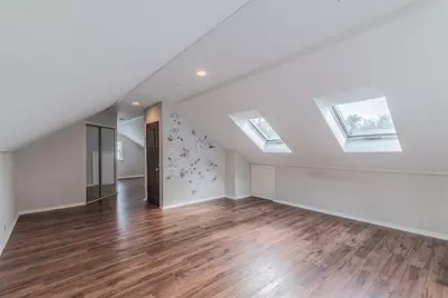 2233 N Macgregor Way, Houston, TX 77004 - Photo 8