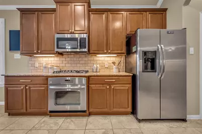 20722 Oakhurst Creek, Porter, TX 77365 - Photo 12