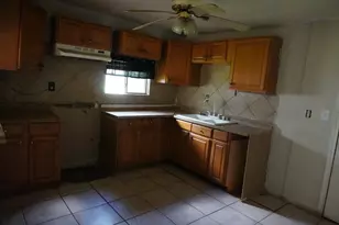 117 Light Company Rd, Pasadena, TX 77506 - Photo 6