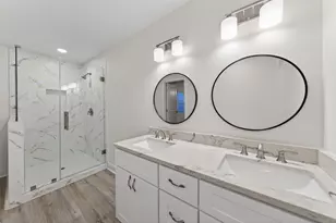 1707 W 43rd St, Houston, TX 77018 - Photo 22