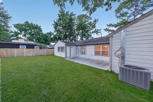 1707 W 43rd St, Houston, TX 77018 - Photo 36