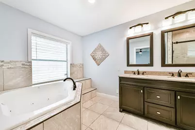 9101 Lazy Lane, Hitchcock, TX 77563 - Photo 12