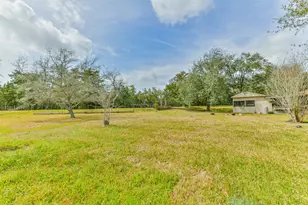 9101 Lazy Ln, Hitchcock, TX 77563 - Photo 20