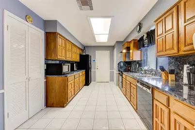 6006 Ogden Forest Drive, Houston, TX 77088 - Photo 4