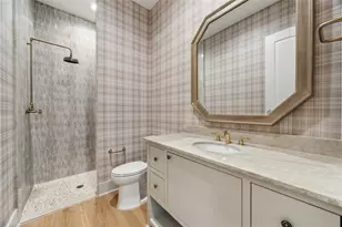 1335 Gardenia Dr, Houston, TX 77018 - Photo 20