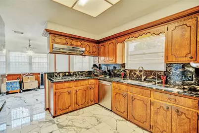 4519 Sao Paulo Street, Pasadena, TX 77504 - Photo 6